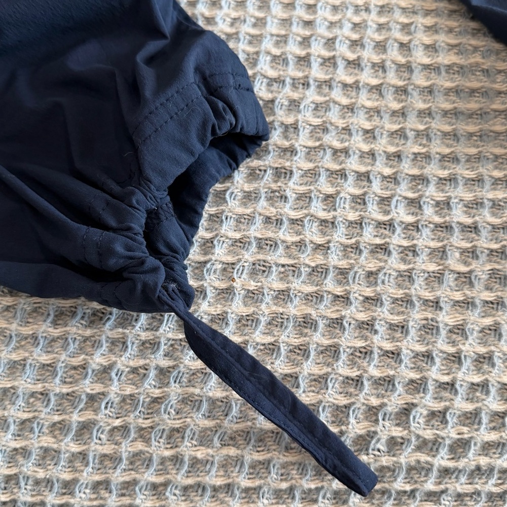 Women’s Columbia Outdoor Pants - Picture 3 of 4